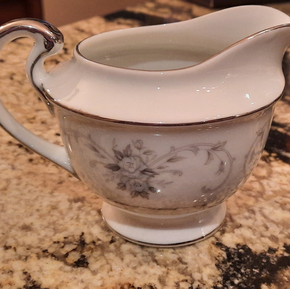 Empress China Fluerette Creamer
